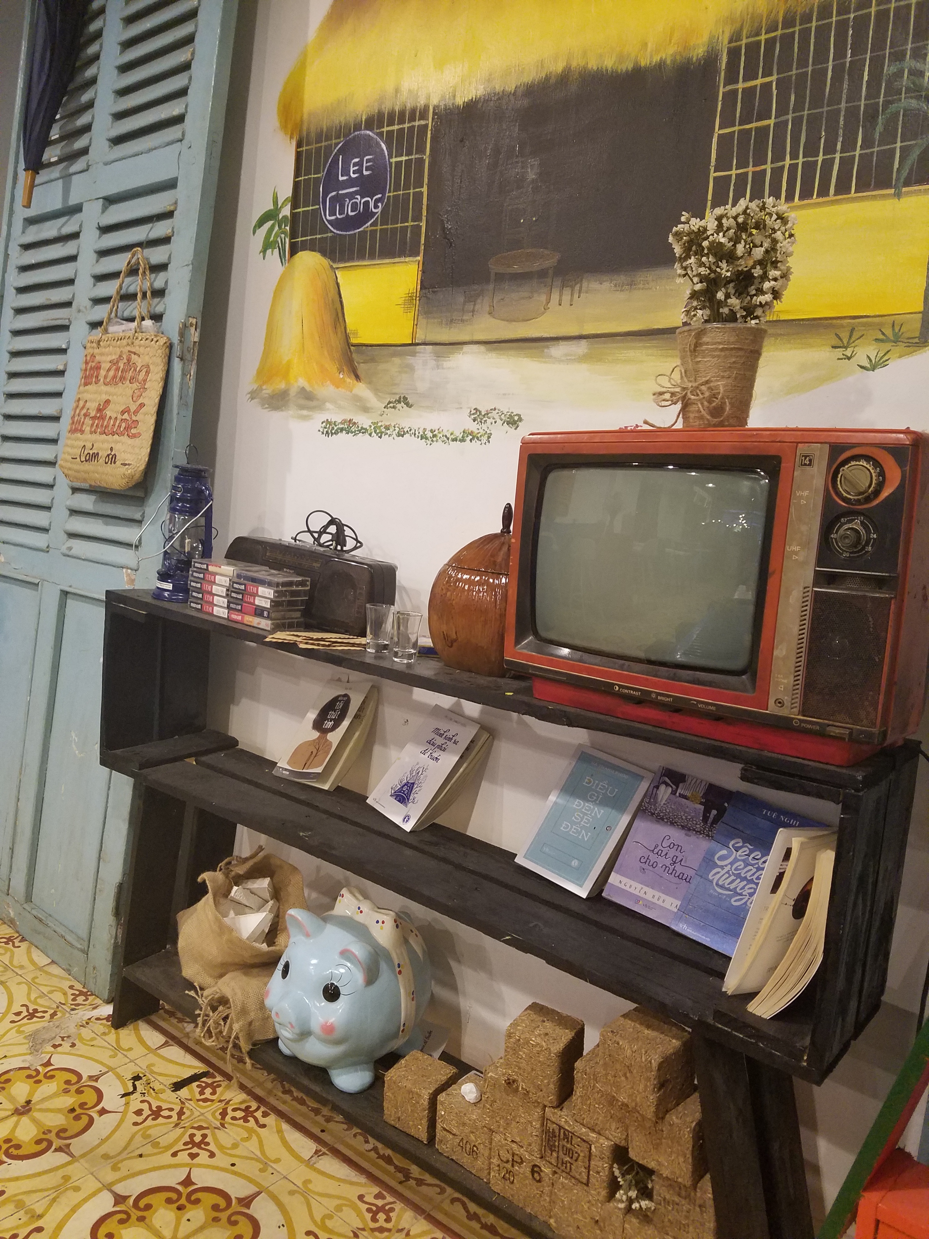 vintage coffee shop in ho chi minh city